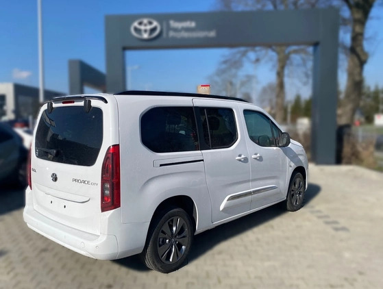 Toyota Proace City Verso cena 127900 przebieg: 7, rok produkcji 2023 z Zawichost małe 106